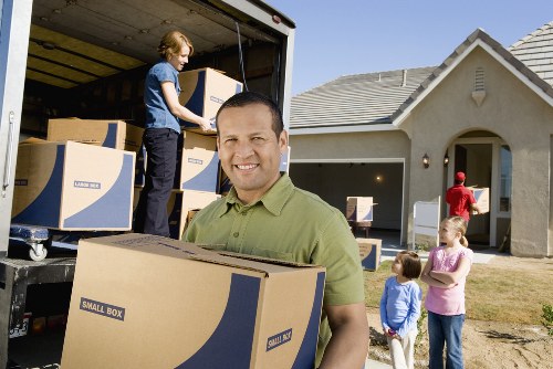Booking confirmation and payment terms for Bow Removals service